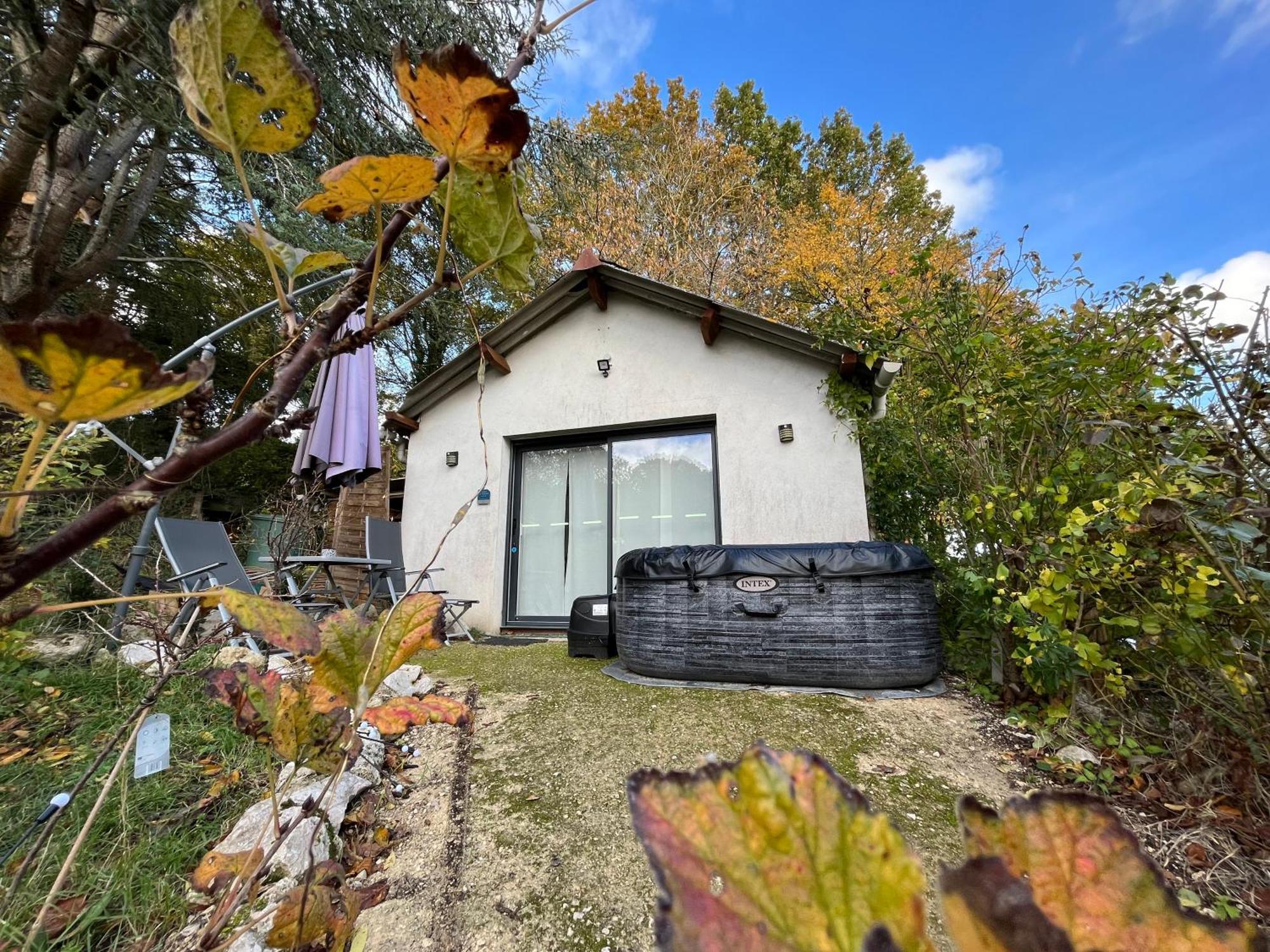 Cottage-Gite & Jacuzzi - Chez Flo & Marc 西塞河畔的舒齐 外观 照片